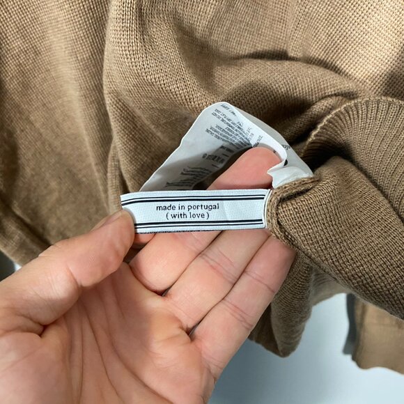 AMI Alexandre Mattiussi Beige Merino Ami De Coeur V-Neck Sweater mens size XL - Picture 8 of 10